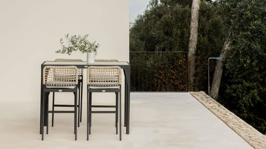 24309.14_Bar table Ribs_Aluminum Carbon_Skyline_3