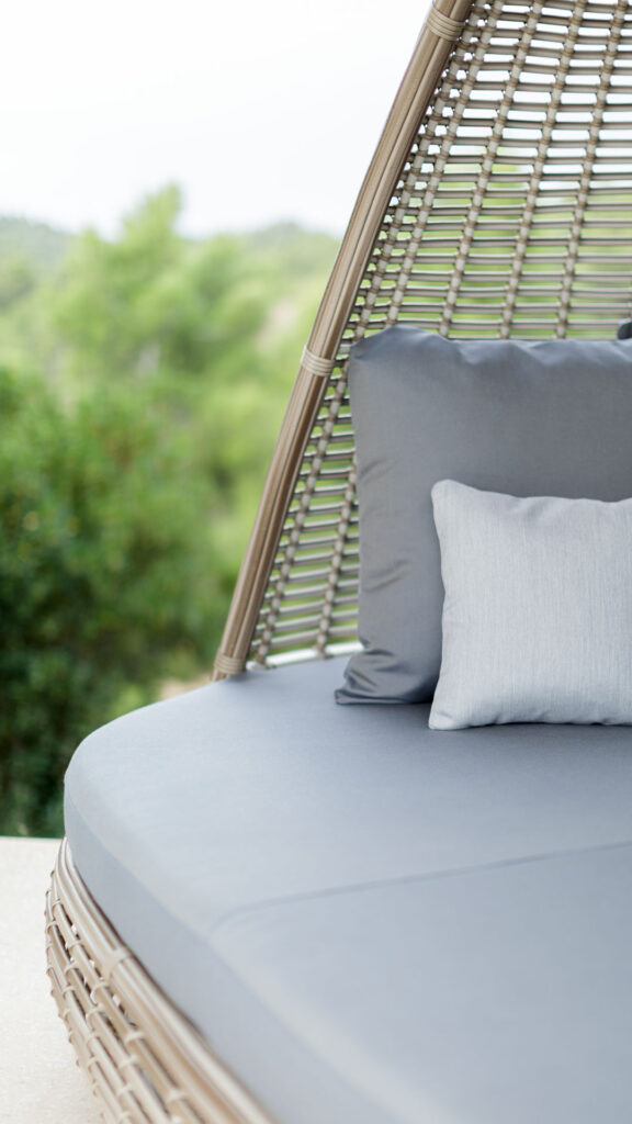 2973.02.02_Daybed Shade_Seashell Mushroom 15mm_Skyline_12