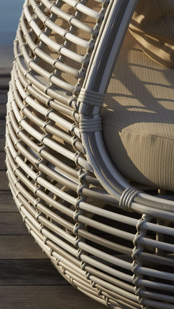 2973.02.02_Daybed Shade_Seashell Mushroom 15mm_Skyline_4