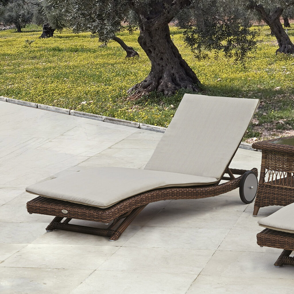 2984 EBONY Skyline LOUNGER SOPHIE RED PULUT OMEGA 6 mm 04