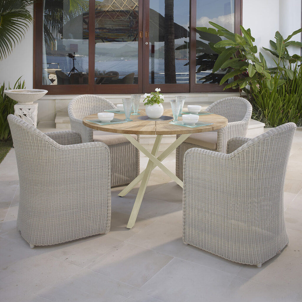 41302 NAUTIC Skyline Design DINING TABLE D120 WHITE WASH POLYROD 3 mm 04