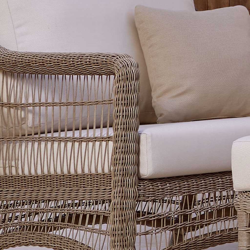 4601-Armchair-Arena-Seashell-Polyrod-Skyline-Design-06