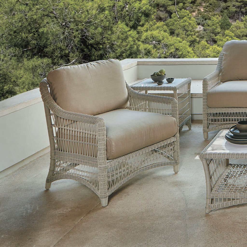 4601-Armchair-Arena-Seashell-Polyrod-Skyline-Design-08