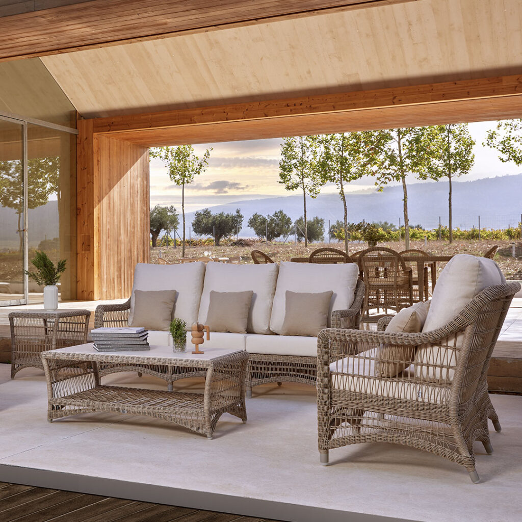 4602-Loveseat-Arena-Seashell-Polyrod-Skyline-Design-05