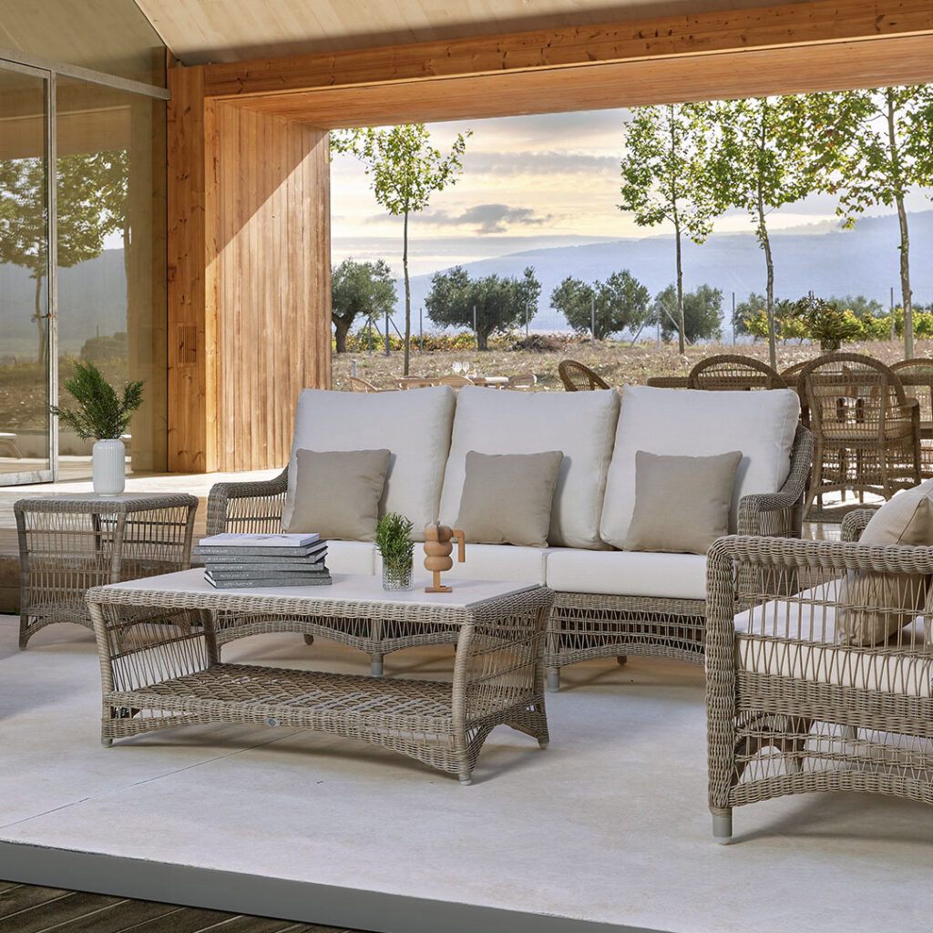 4603-Sofa-Arena-Seashell-Polyrod-Skyline-Design-06