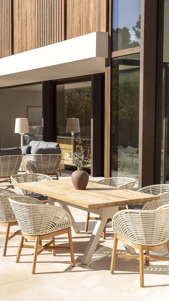 BLOG HIGH POINT MARKET THE PINNACLE OF FURNISHINGS SHOWS_Skyline_03