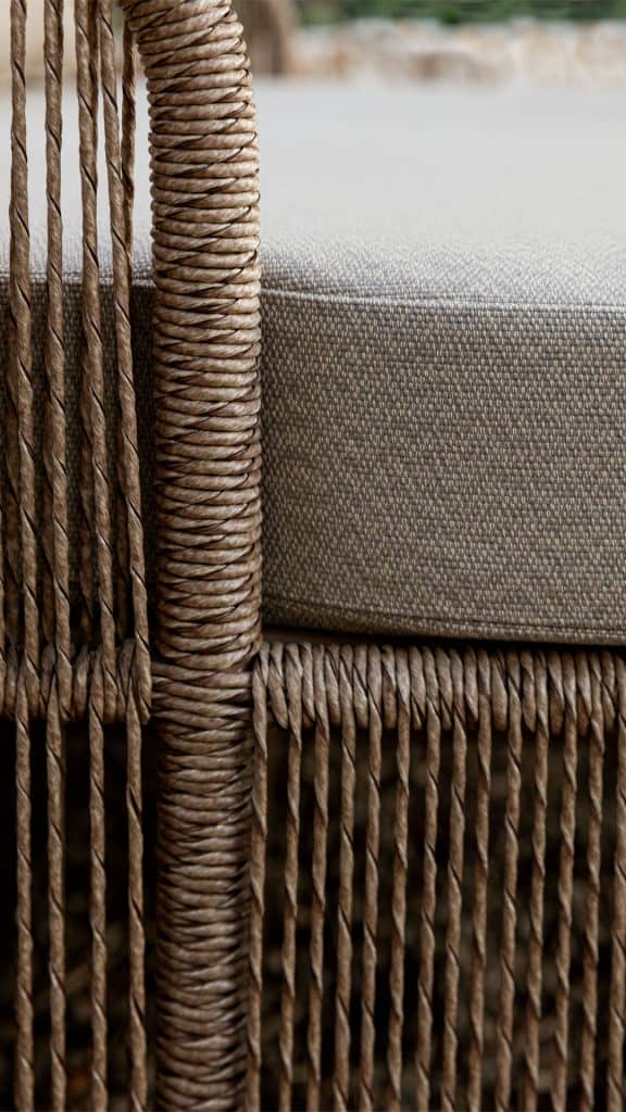 Calixto_Nigerian Twist Hyacin 5mm_Skyline_06