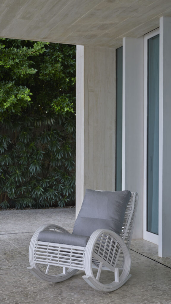 Dynasty Skyline WHITE Mushroom 15mm 08