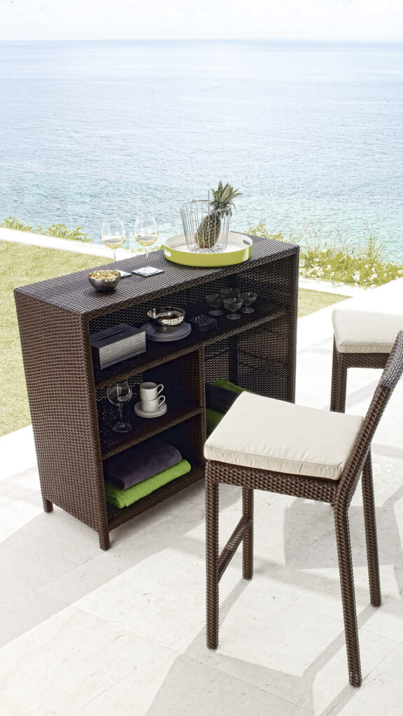 OCCASIONALS_Skyline_Design_-Euro-bar-table_22713_5