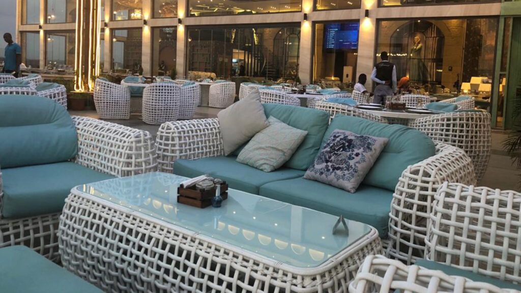 Skyline Design Fairouz Abidjan Restaurant 04