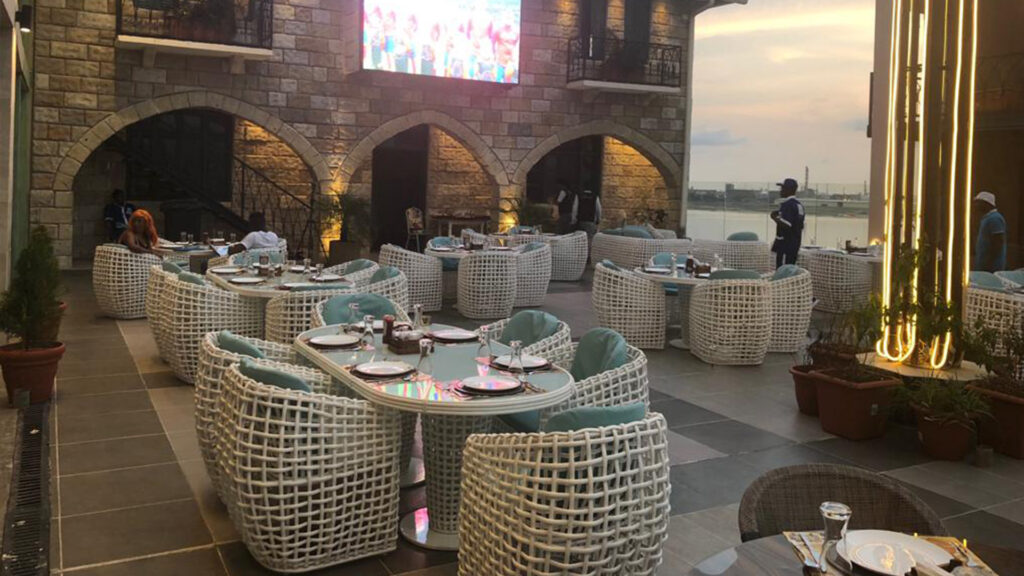 Skyline Design Fairouz Abidjan Restaurant 07