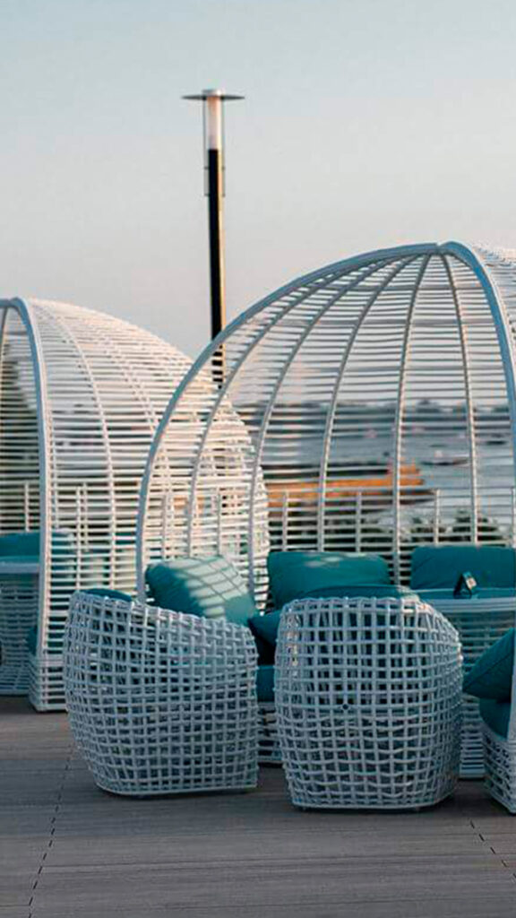 Skyline Design Waterhouse Rostov 03