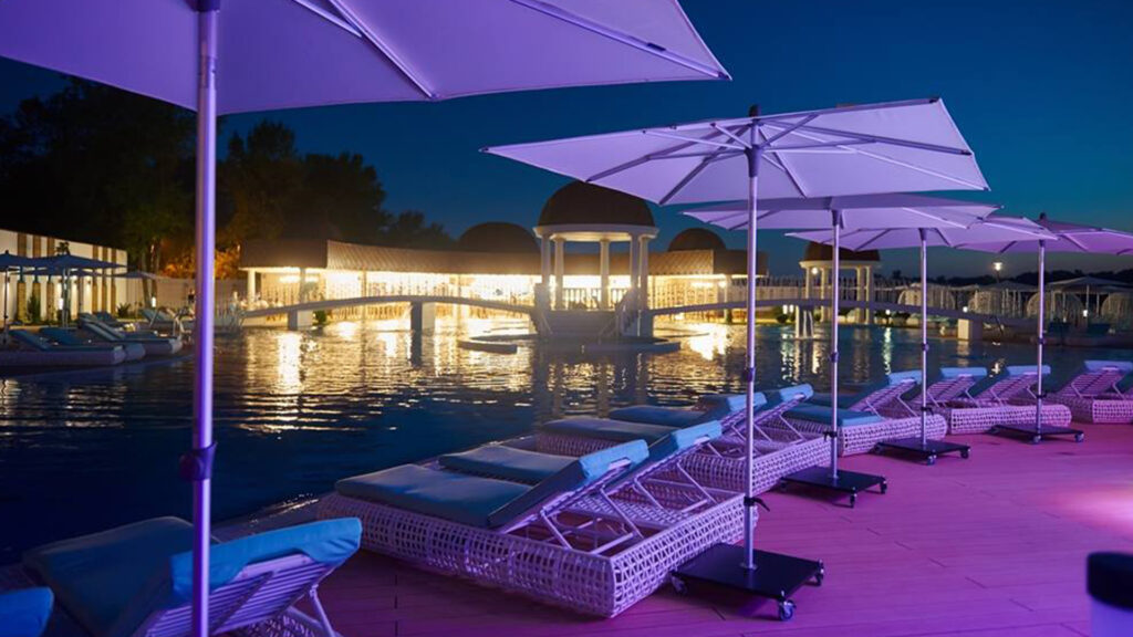 Skyline Design Waterhouse Rostov 08