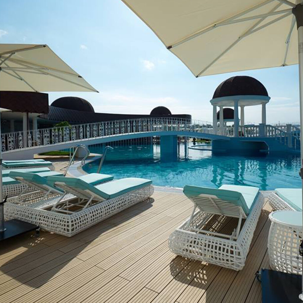 Skyline Design Waterhouse Rostov 09