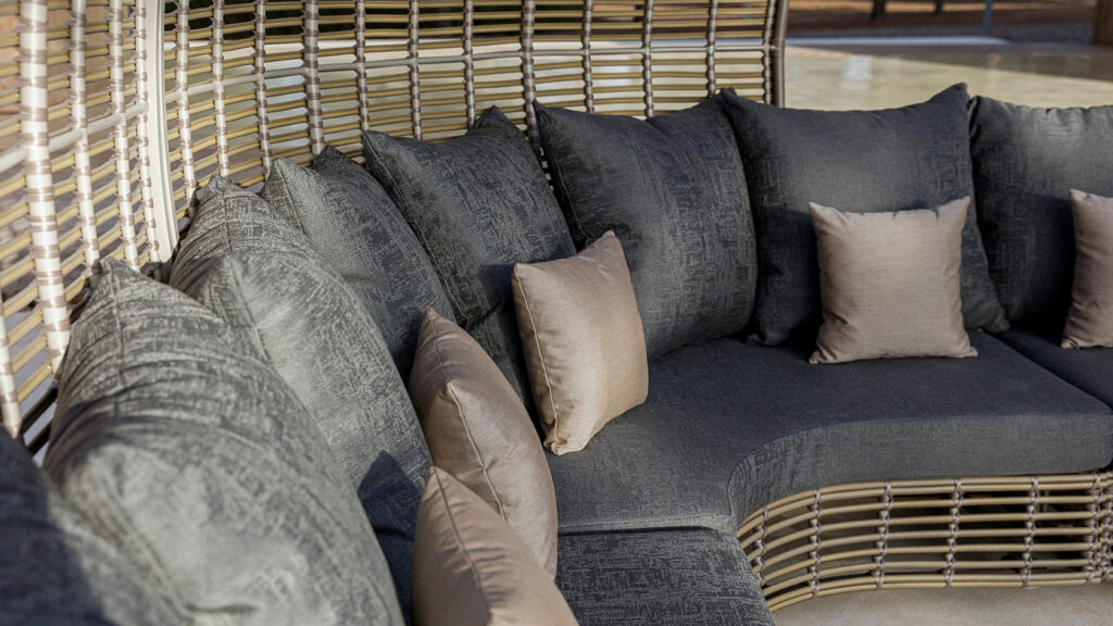 Voolcan Grupo at Exploring Spanish Design in Warsaw Blog Skyline-Design_04